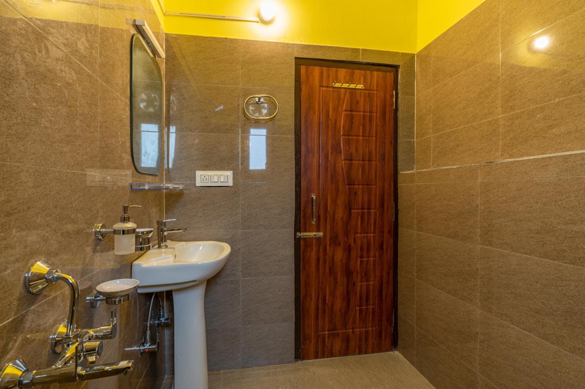 The Hosteller Tirthan Valley Gushaini Quarto foto
